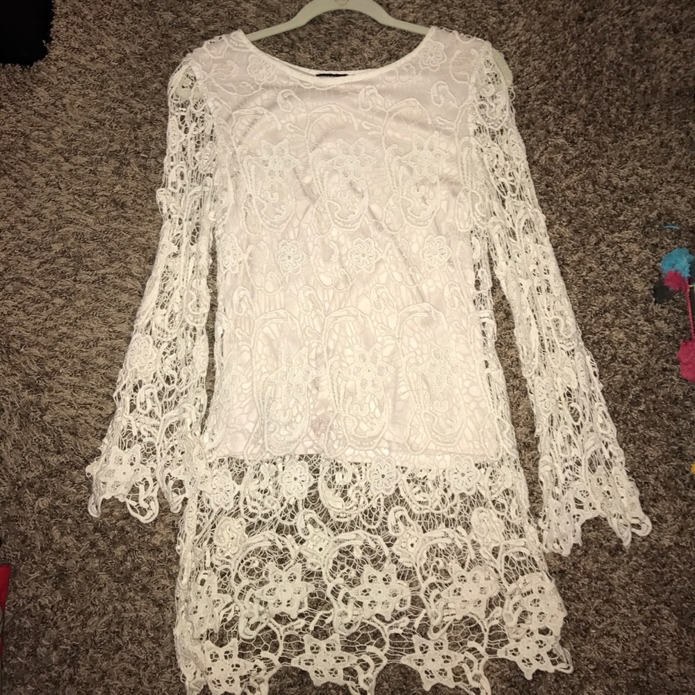 Cream Long-sleeved Floral Lace Tunic Dress